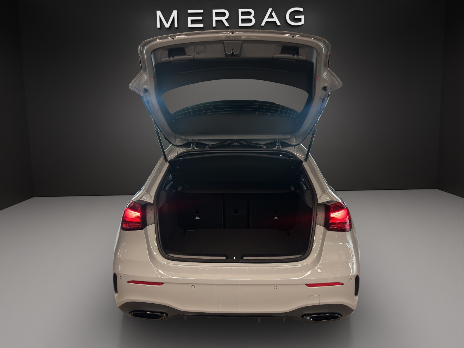 MERCEDES-BENZ A 250 4Matic 8G-DCT AMG Line - 7