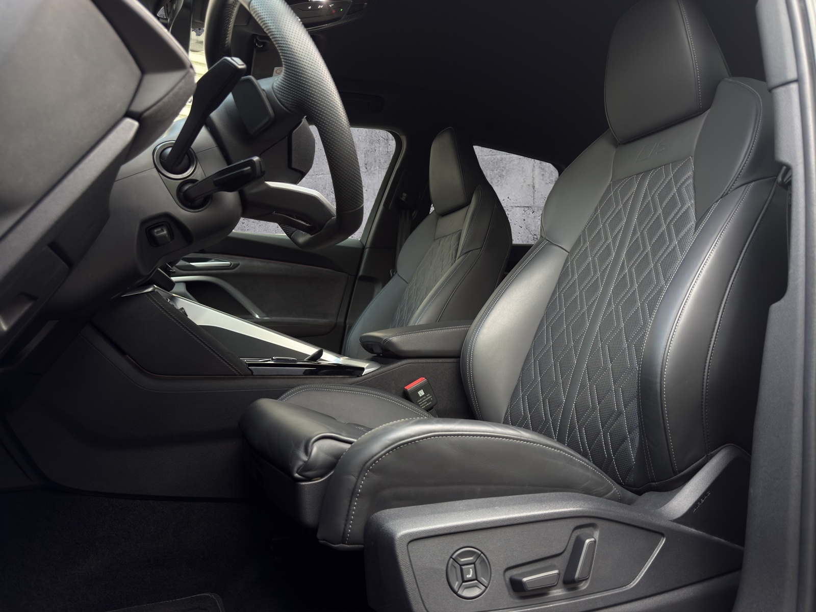 AUDI SQ5 TFSI quattro S-tronic *CH-Fahrzeug / Gratisservice / 5 Jahre Garantie* - 6