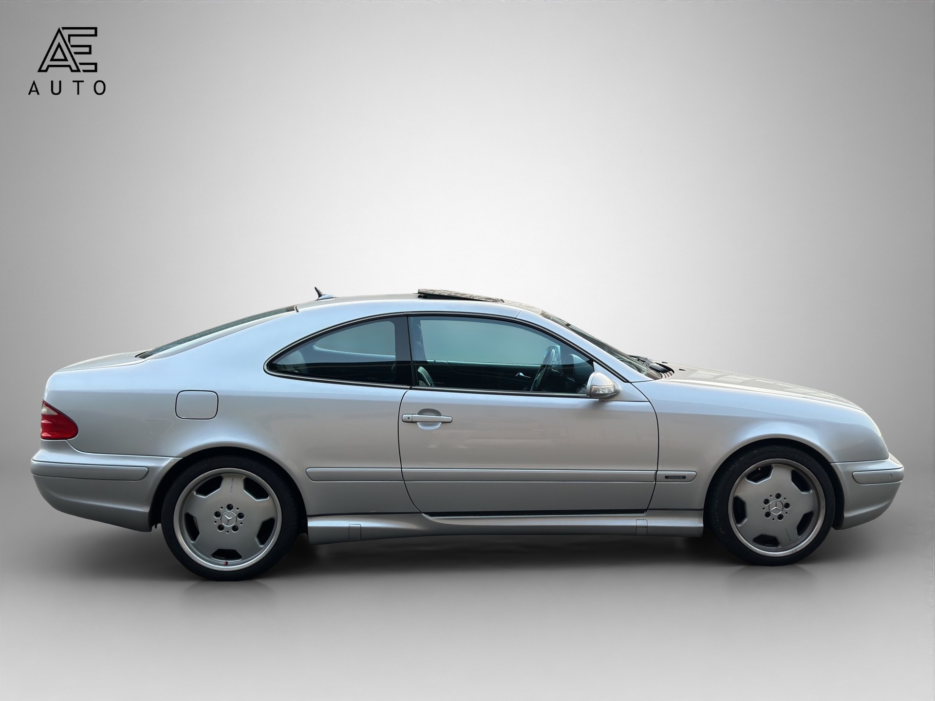 MERCEDES-BENZ CLK 55 AMG Avantgarde - 8