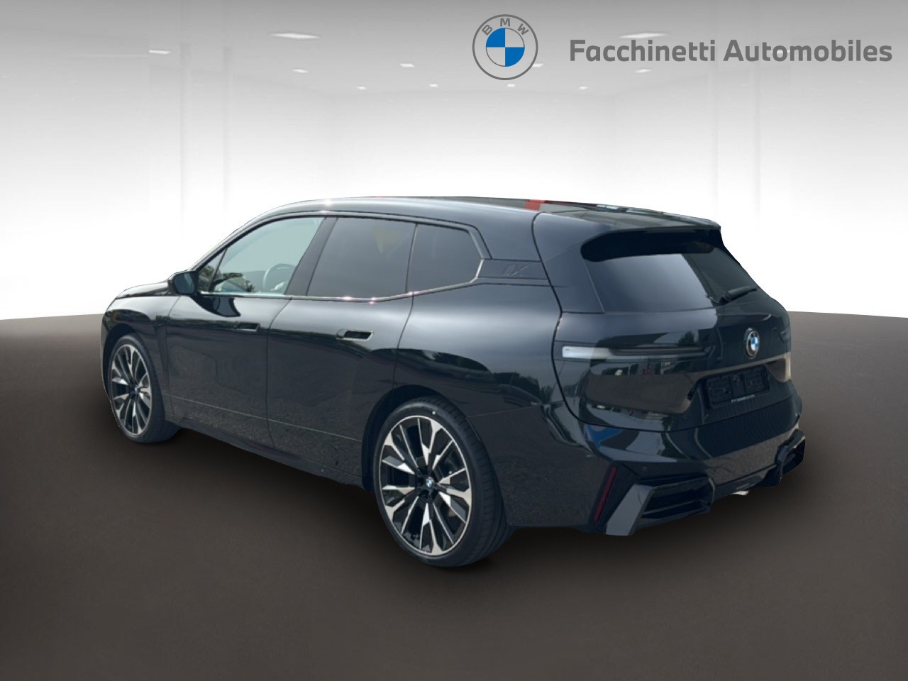 BMW iX xDrive60 M Sport Pro - 3
