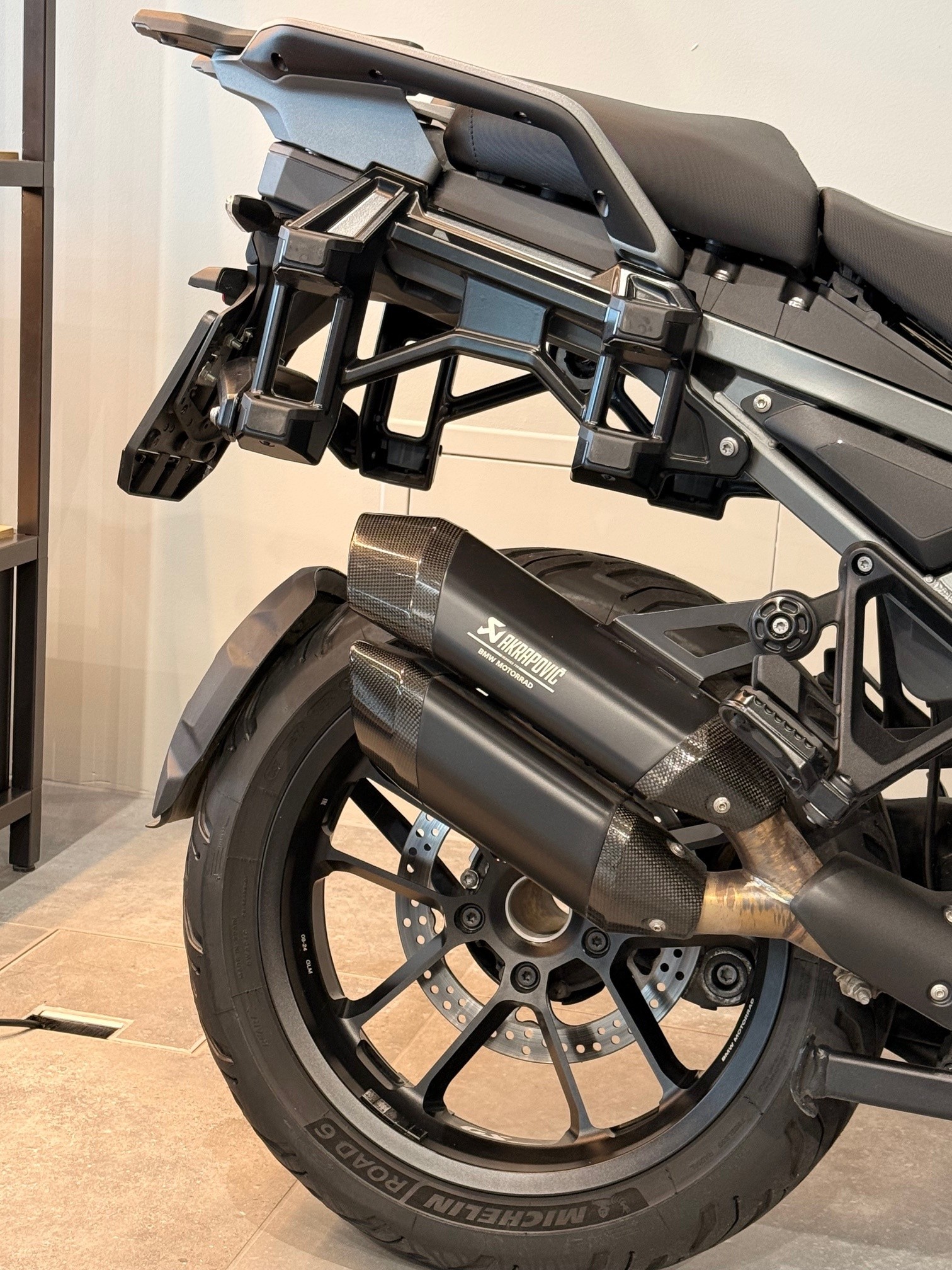 BMW R 1300 GS Adventure - 4