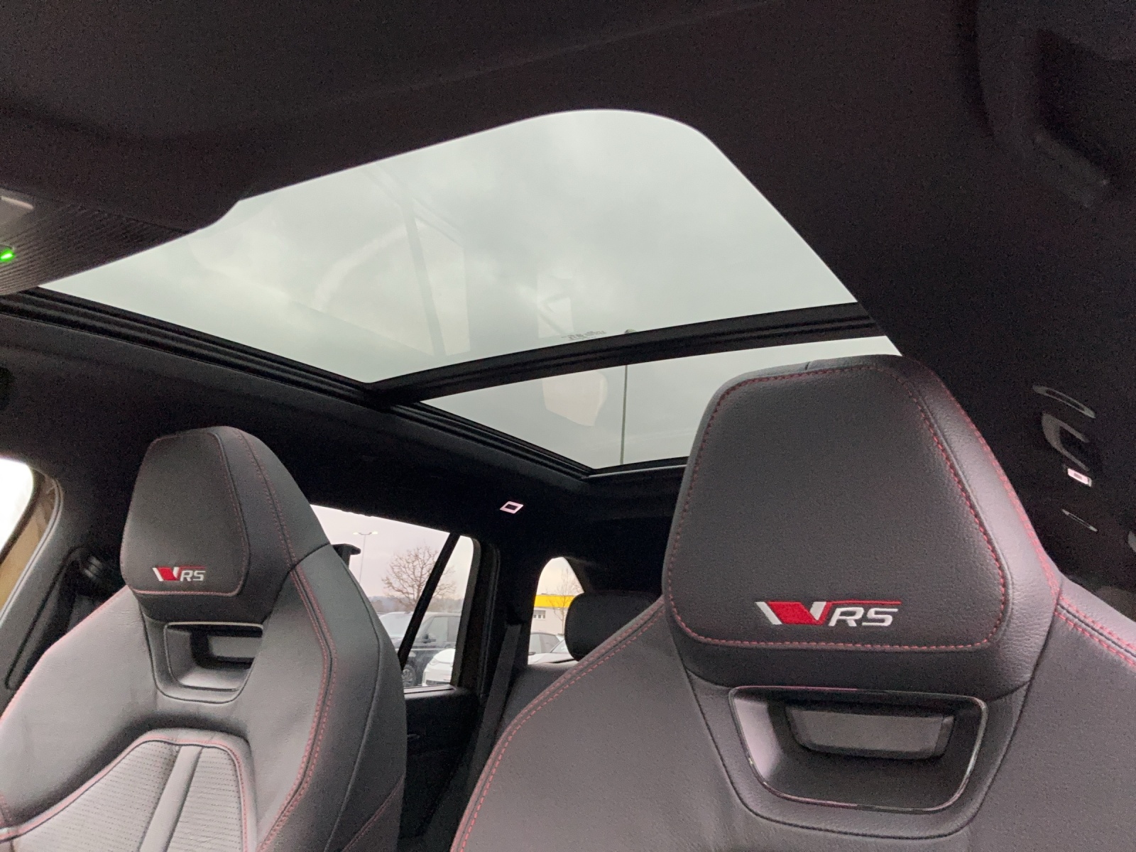 SKODA Kodiaq 2.0 TSI RS 4x4 - 15