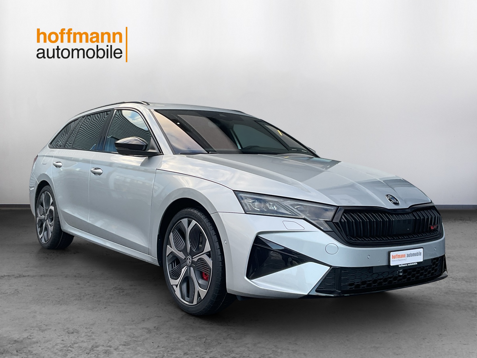 SKODA Octavia Combi 2.0 TSI DSG RS - 3