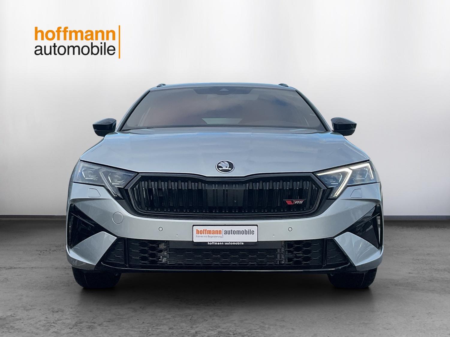 SKODA Octavia Combi 2.0 TSI DSG RS - 2