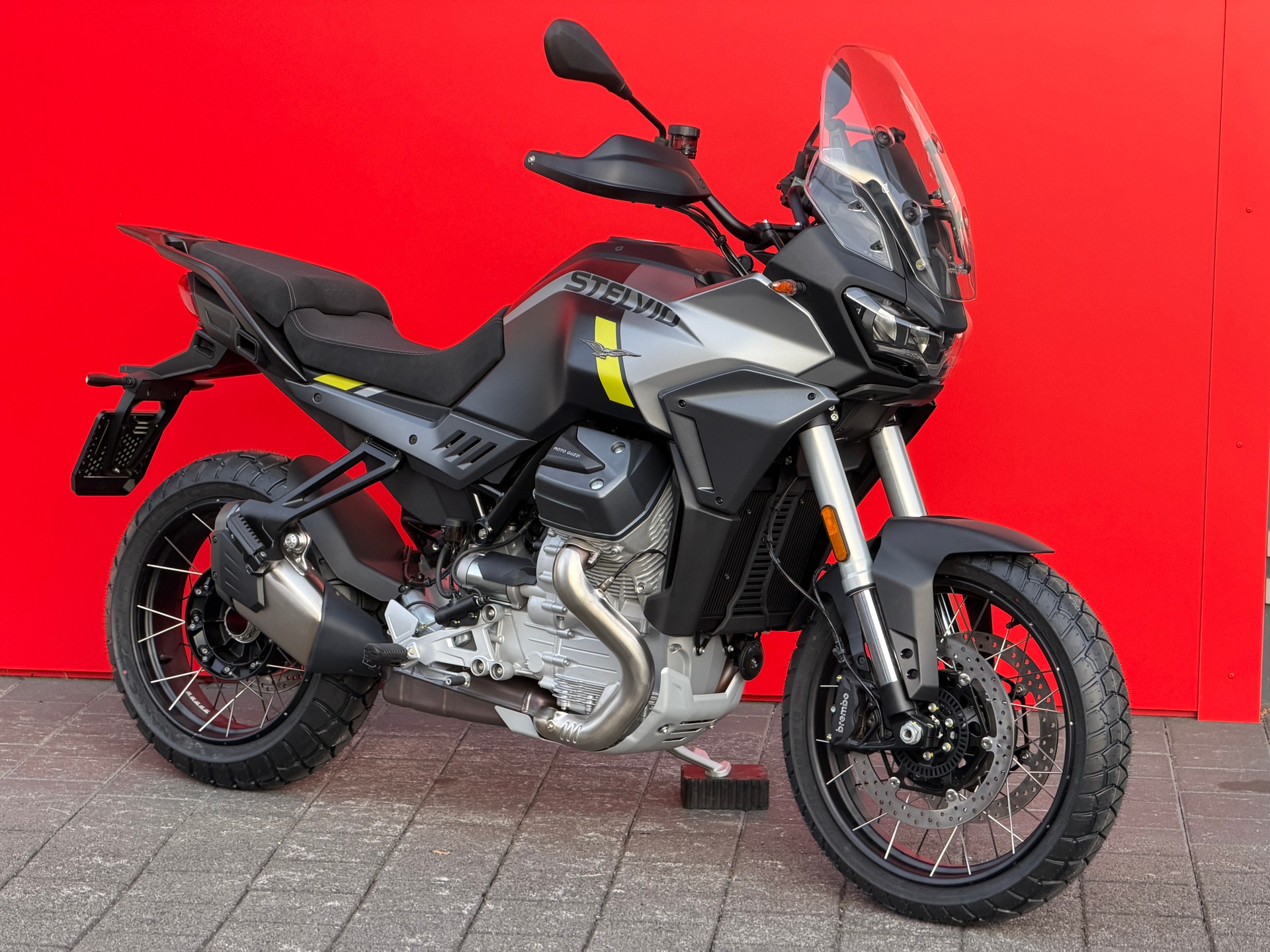 MOTO GUZZI Stelvio 1000 E5+ - 2