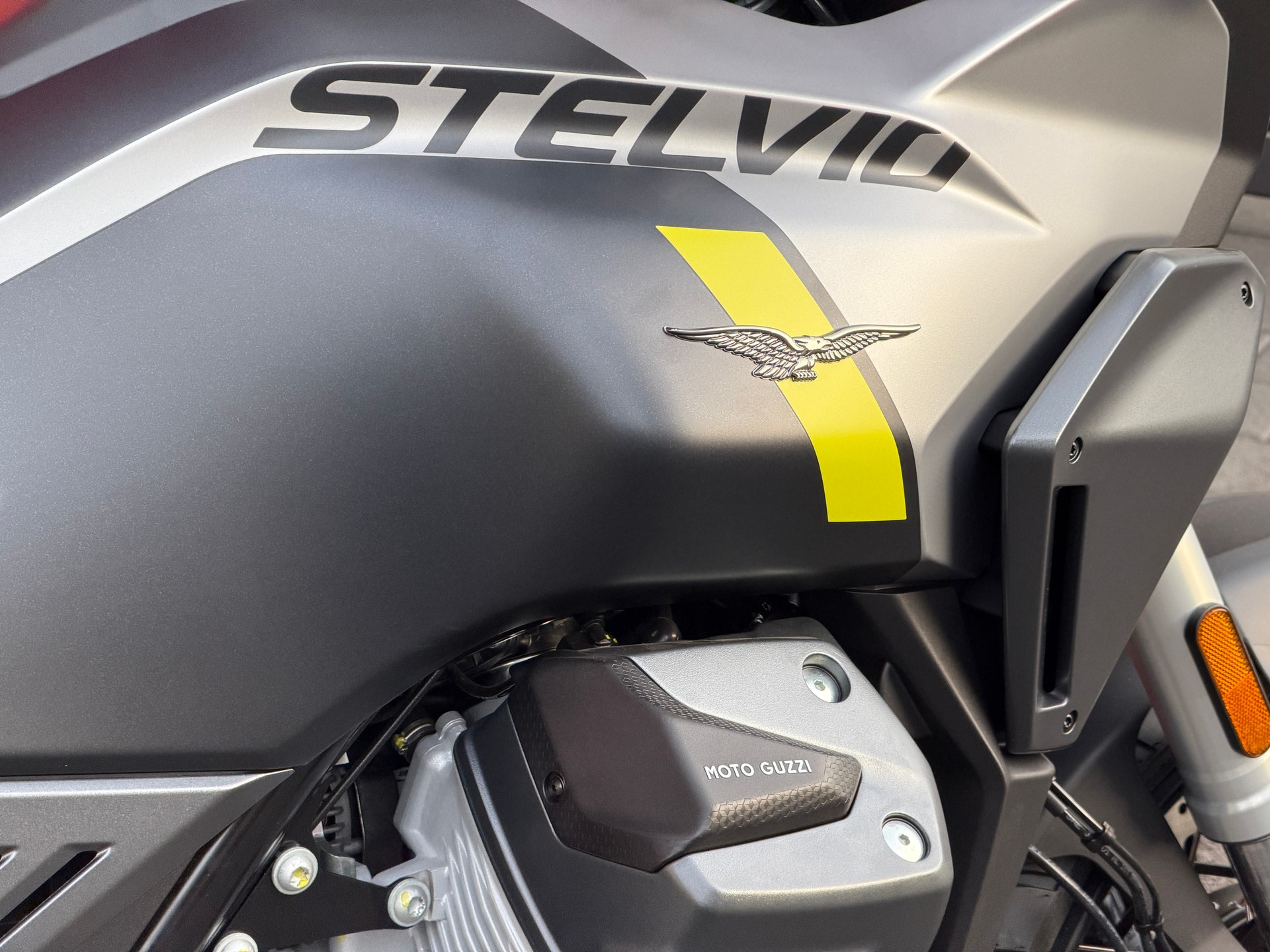 MOTO GUZZI Stelvio 1000 E5+ - 6