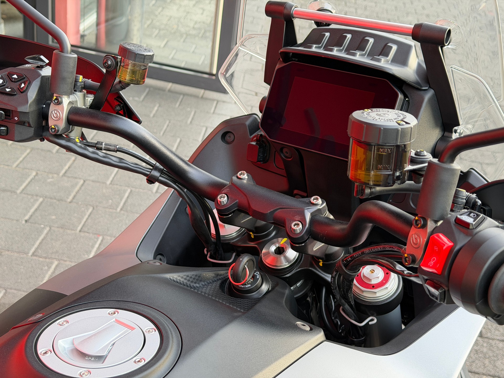 MOTO GUZZI Stelvio 1000 E5+ - 7