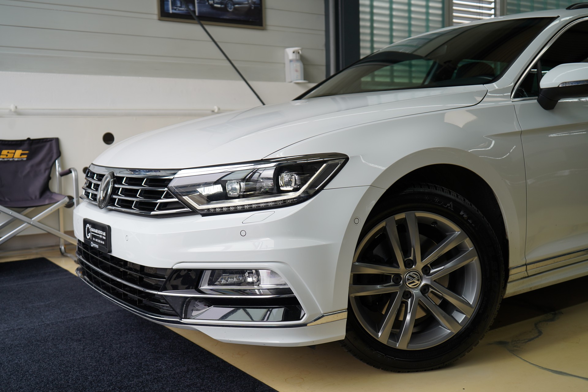 VW Passat Variant 1.5 TSI EVO Highline DSG / R-Line** - 4