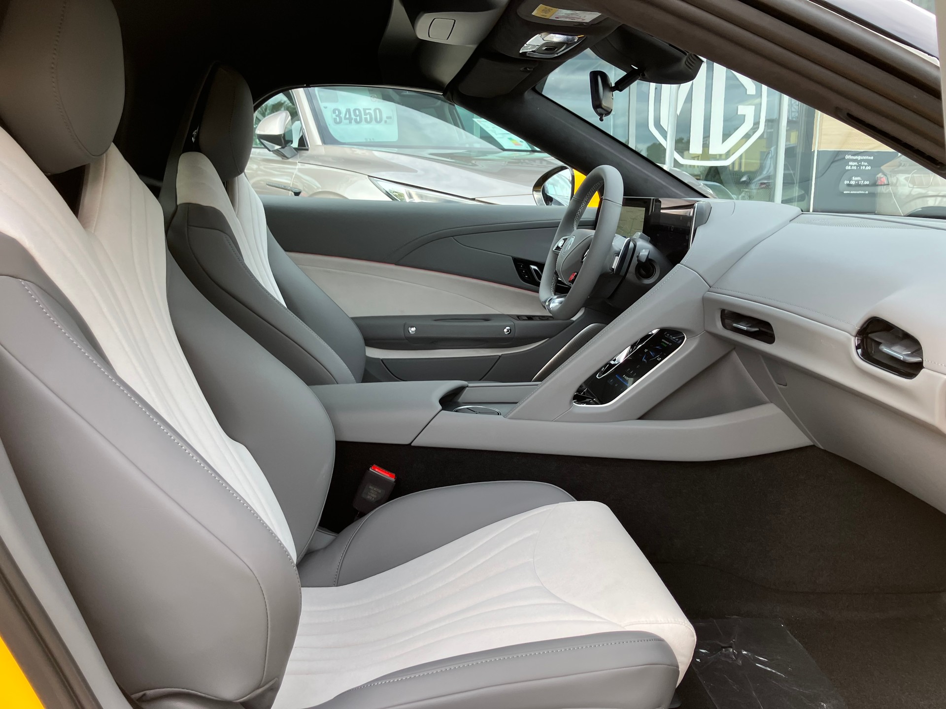 MG Cyberster 77kWh 4WD - 7