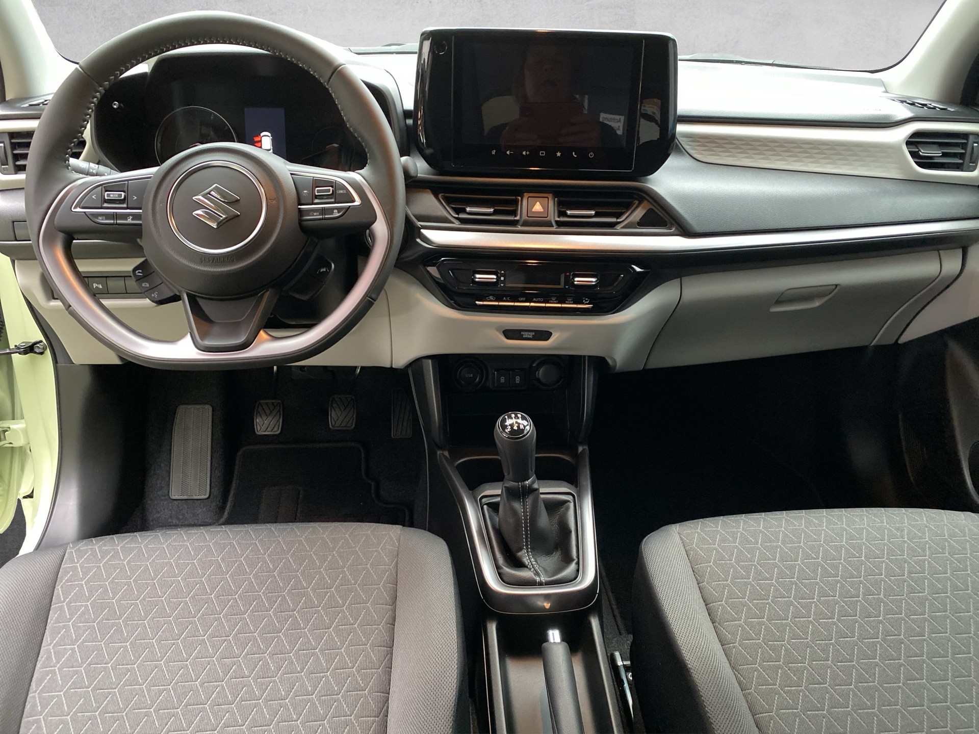 SUZUKI Swift 1.2 Compact Top Hybrid 4x4 - 12