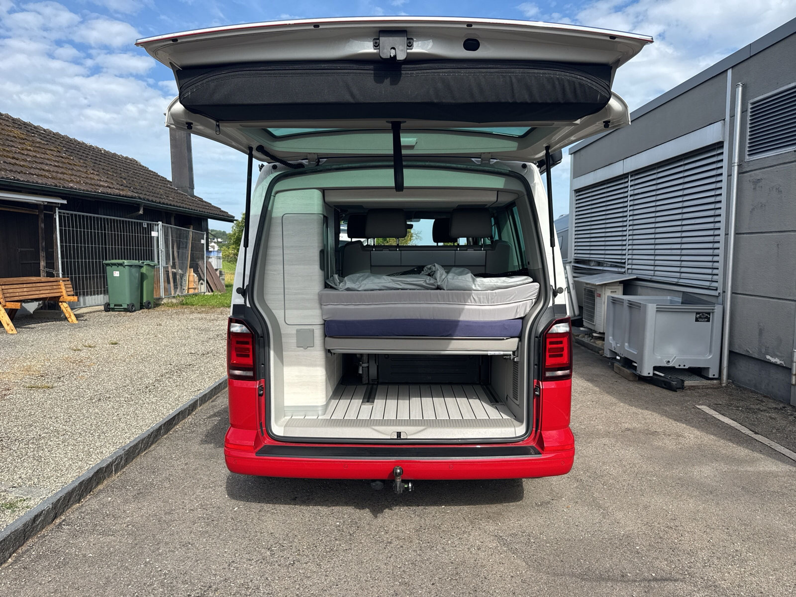 VW T6 California 3000 2.0 TDI 150 Ocean RED DSG 4m - 7
