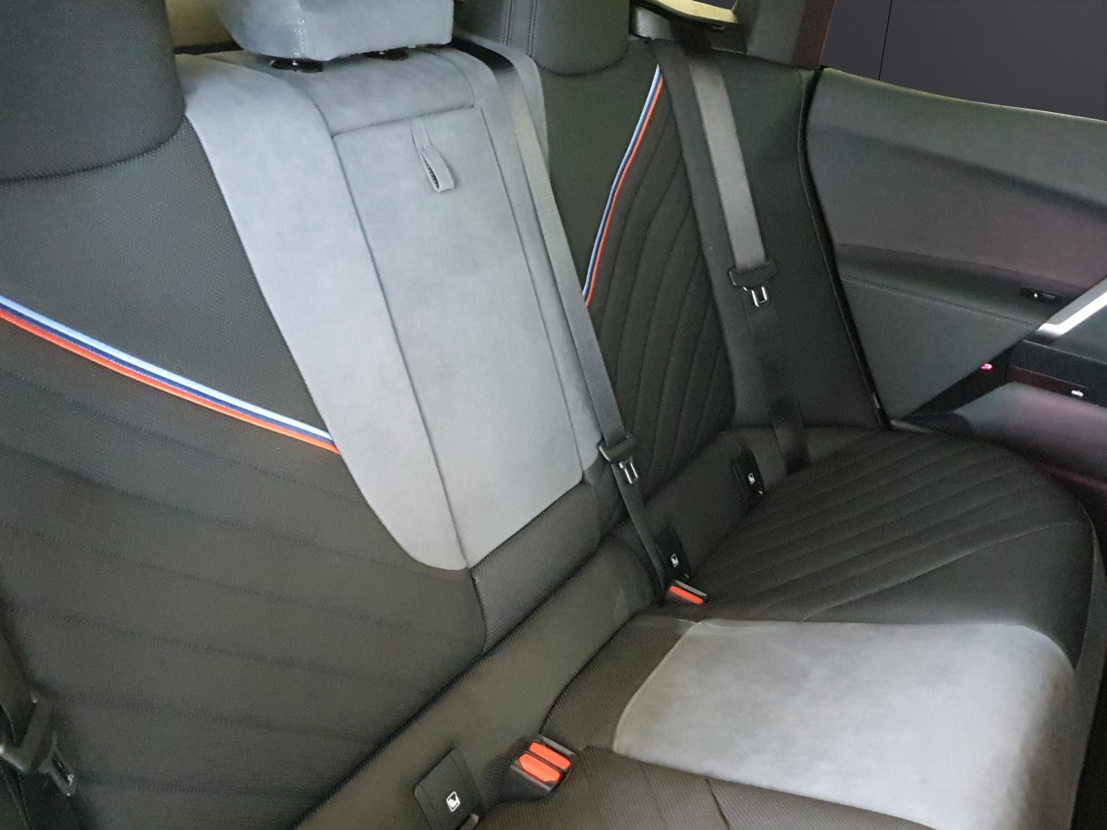 Fahrzeugbild 14