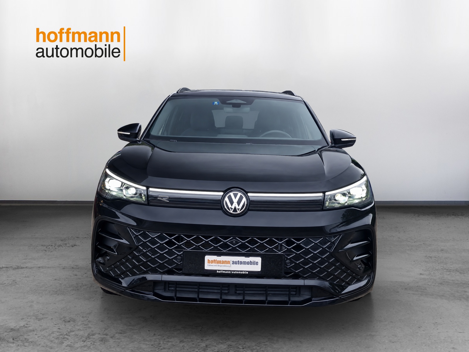 VW Tiguan 2.0 TSI DSG R-Line 4Motion - 2