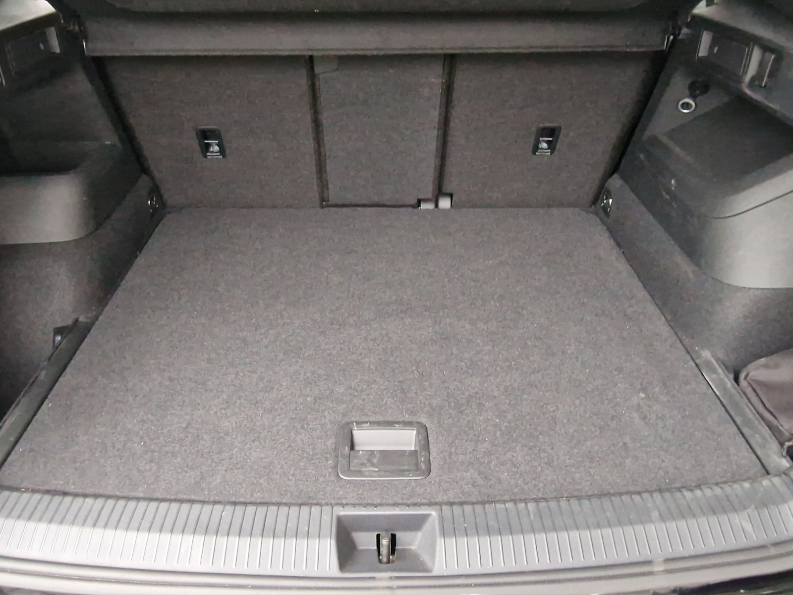 VW Tiguan 2.0 TSI DSG R-Line 4Motion - 12