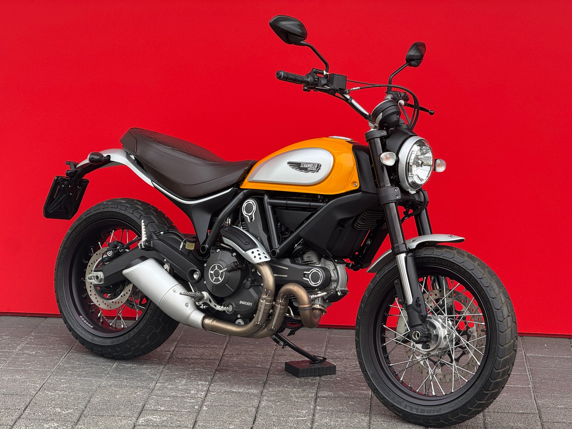 DUCATI Classic - 8
