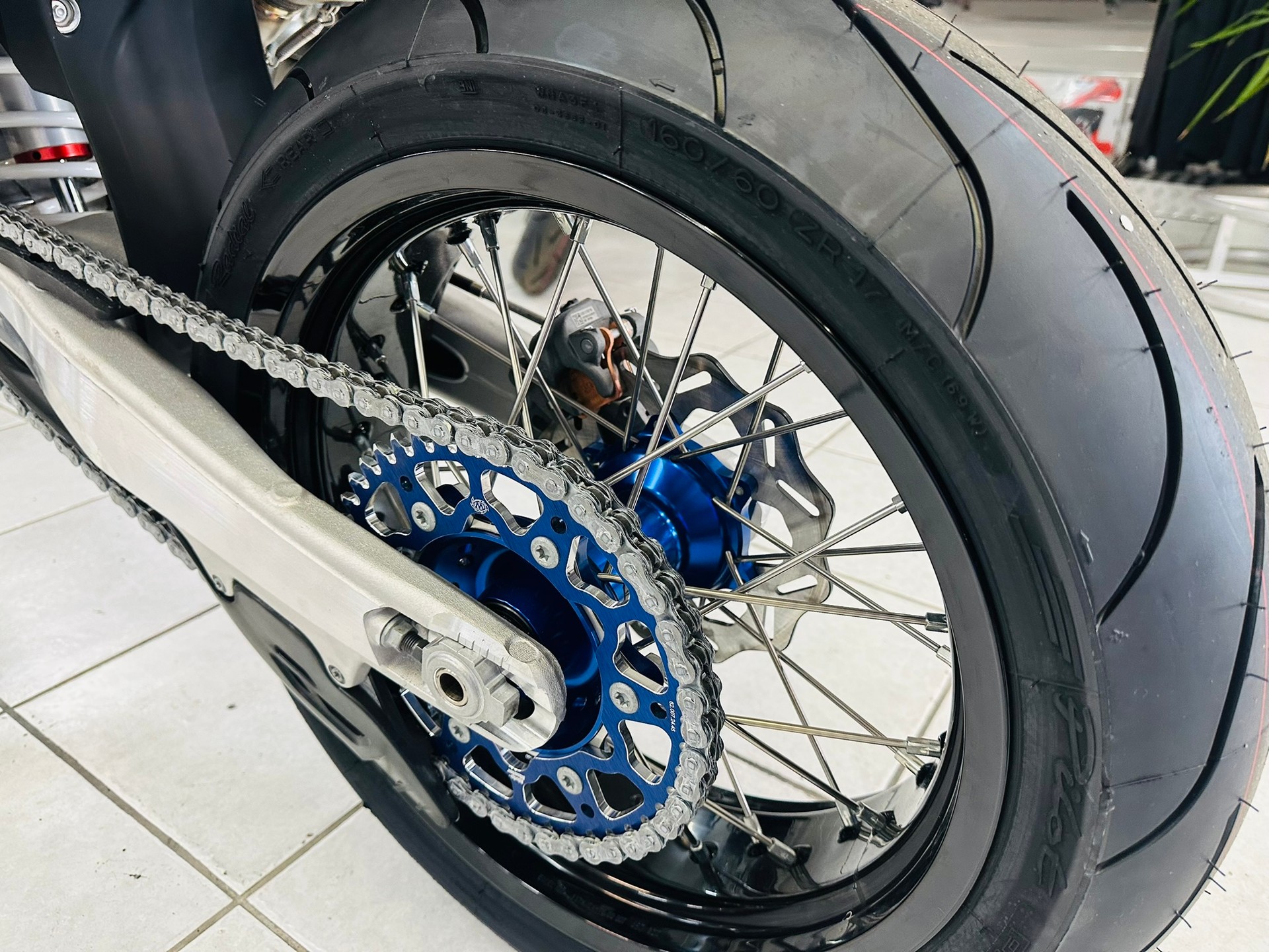 HUSQVARNA FE 501 Supermoto - 6