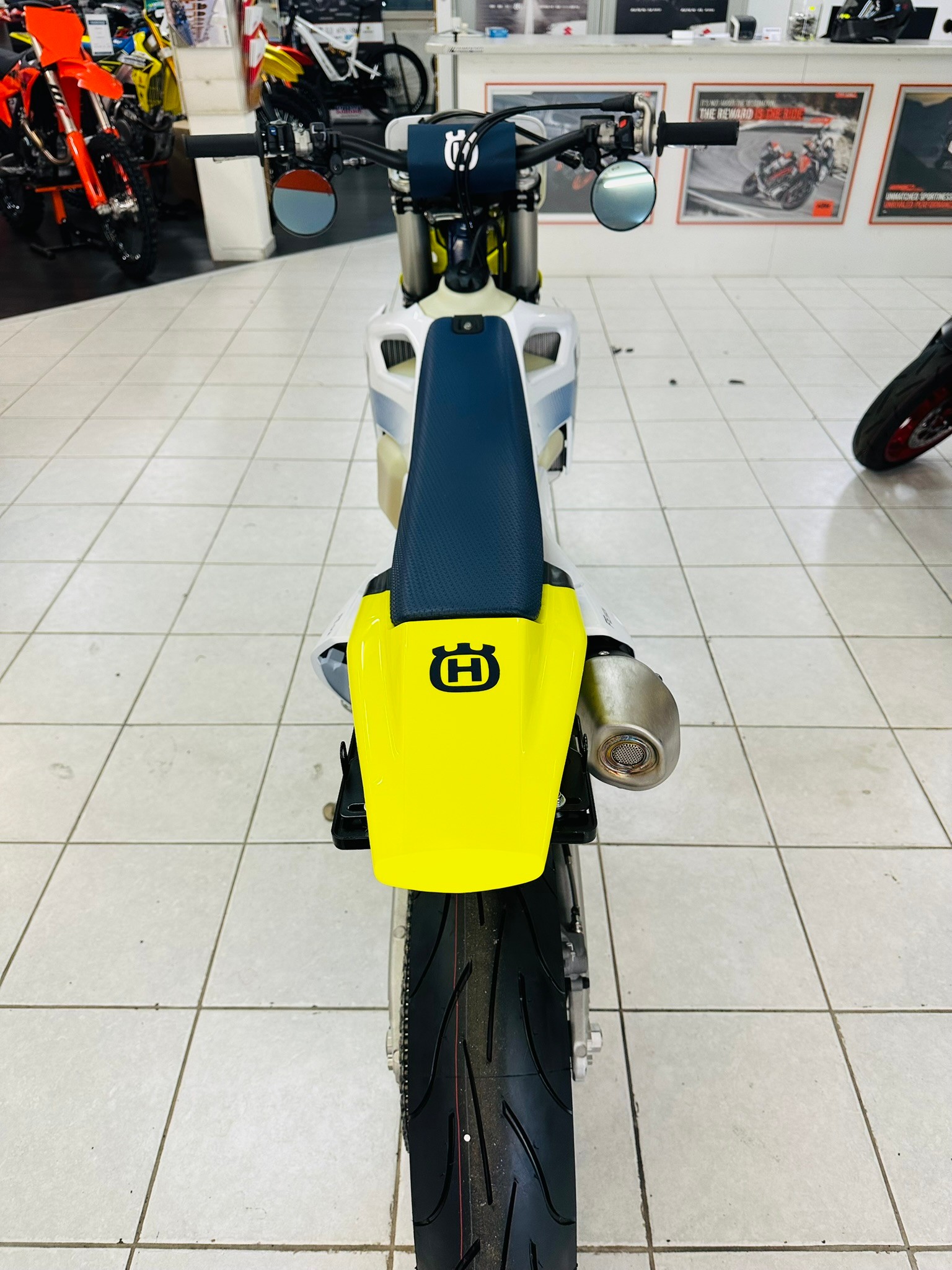 HUSQVARNA FE 501 Supermoto - 8
