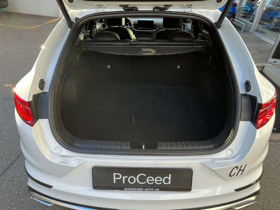 KIA ProCeed 1.5 T-GDi MHEV GT-Line - 4