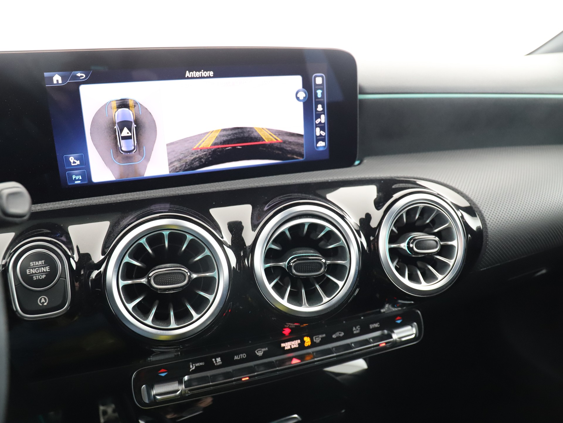 MERCEDES-BENZ A 220 d 8G-DCT - 16