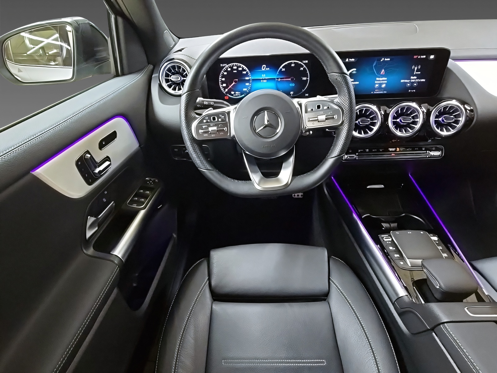 MERCEDES-BENZ EQA 350 4Matic AMG Line - 8