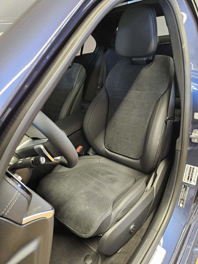 MERCEDES-BENZ C 220 d 4Matic Limousine AMG Line Swiss Star - 6