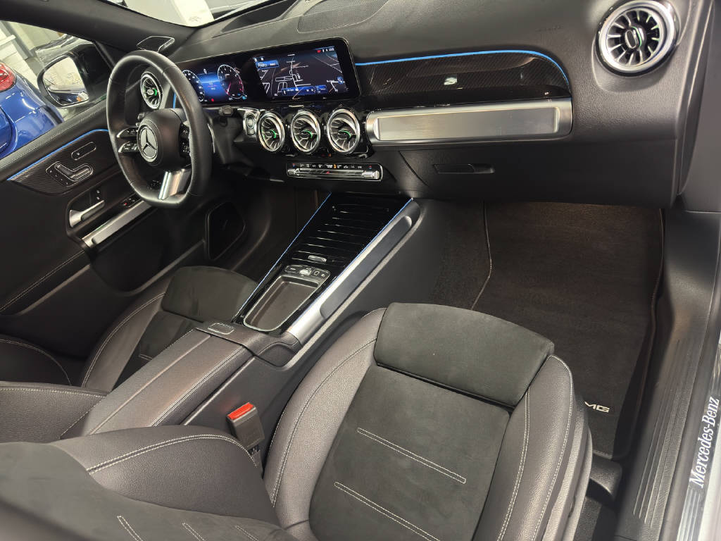 MERCEDES-BENZ GLB 220 AMG Line 4Matic - 11