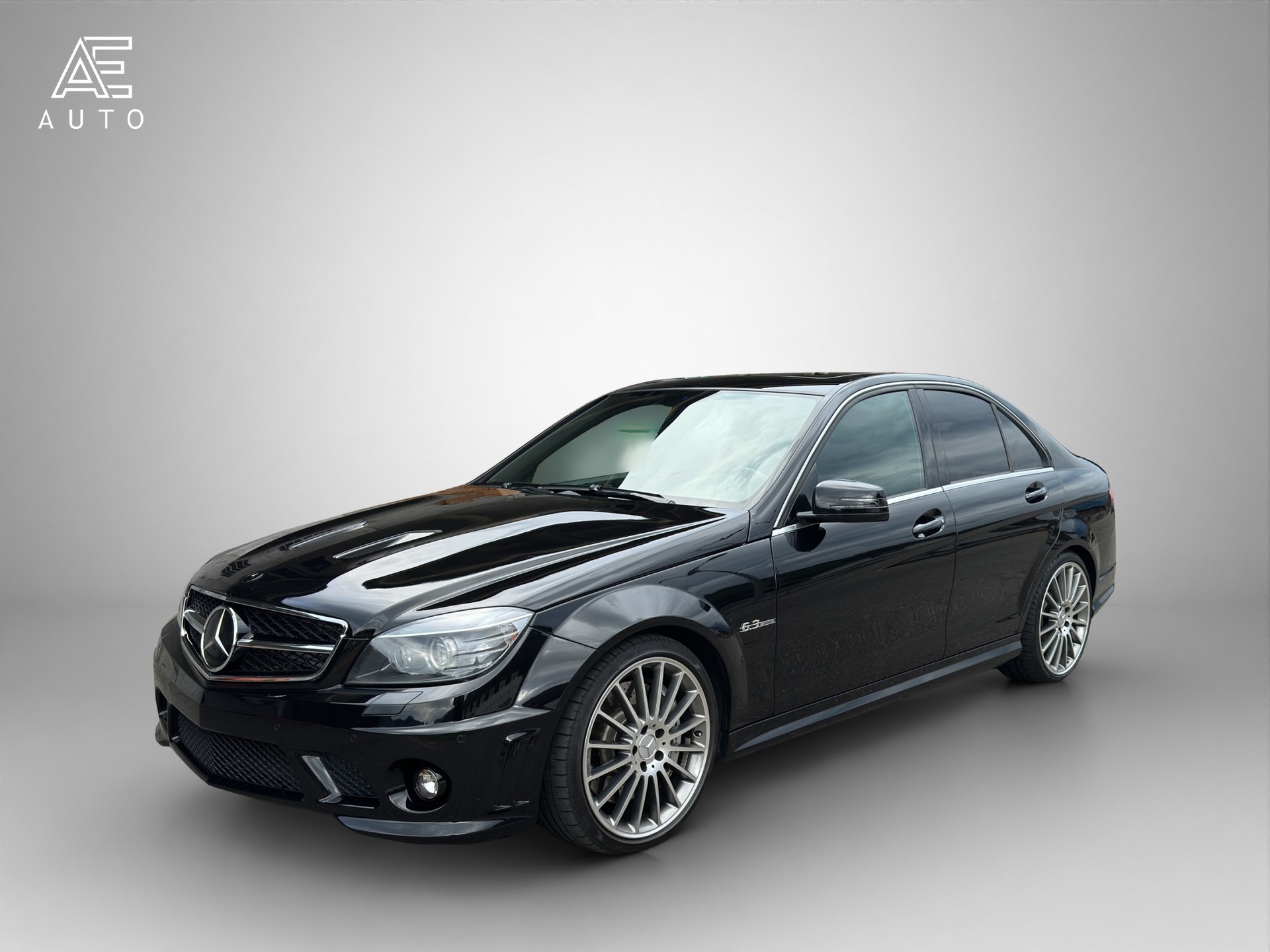 MERCEDES-BENZ C 63 AMG - 3