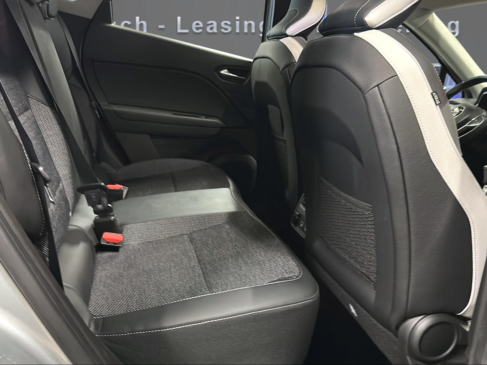 RENAULT Captur 1.6 E-Tech 160 Intens DHT - 13