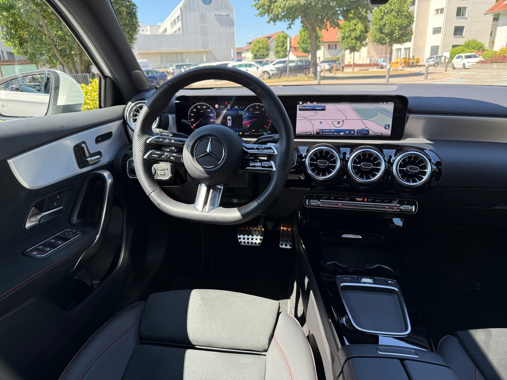 MERCEDES-BENZ A 250 4Matic 8G-DCT - 5