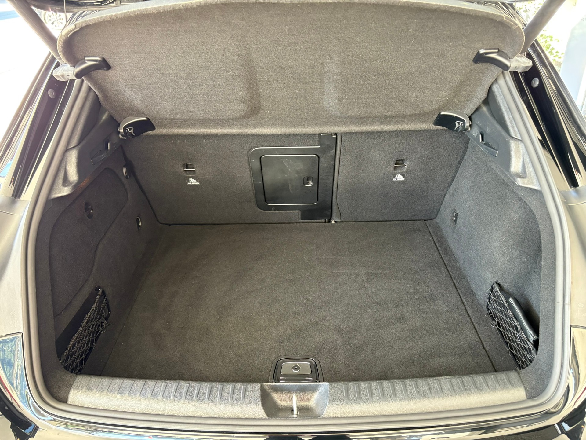 MERCEDES-BENZ GLA 250 AMG Line 4Matic - 12