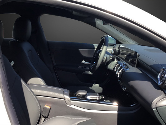 MERCEDES-BENZ CLA SB 250Progress. 4M 7G - 9