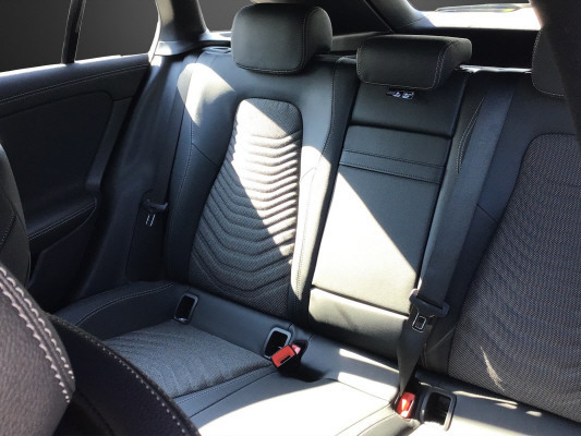 MERCEDES-BENZ CLA SB 250Progress. 4M 7G - 10