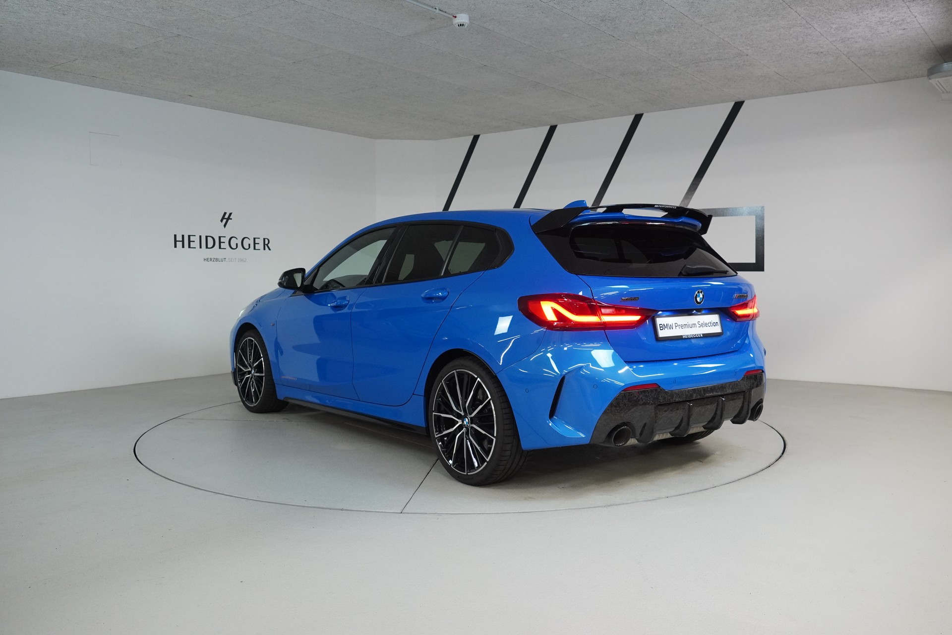 BMW M135i xDrive Steptronic - 5