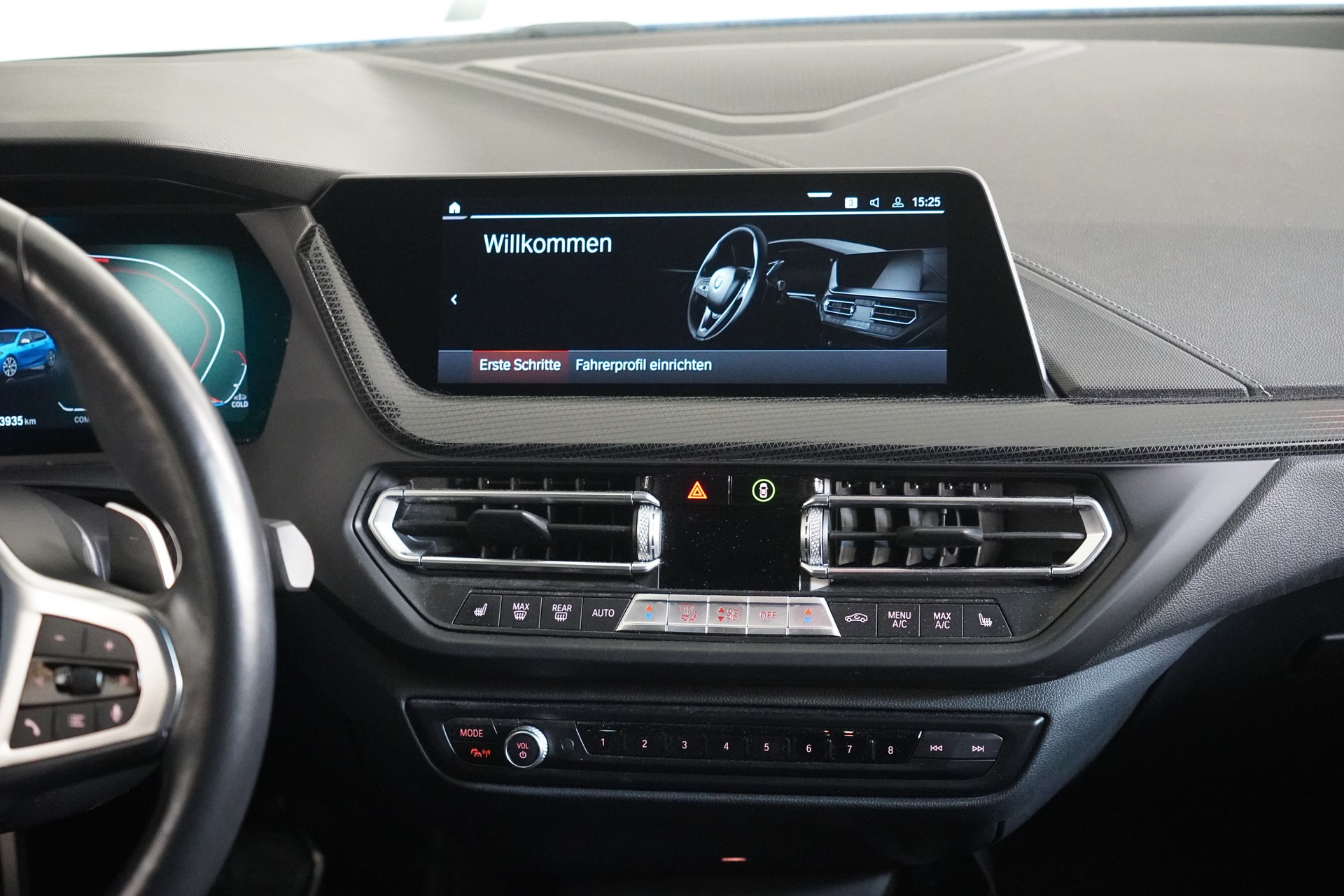 BMW M135i xDrive Steptronic - 23