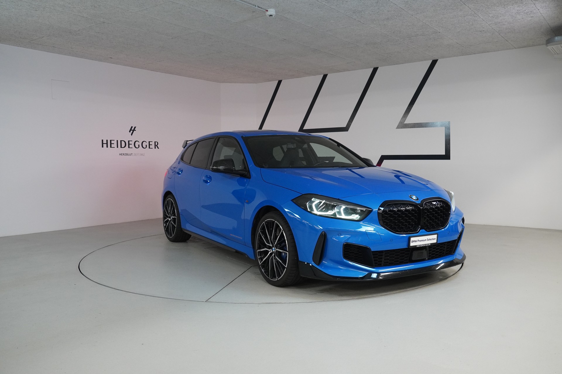 BMW M135i xDrive Steptronic - 3