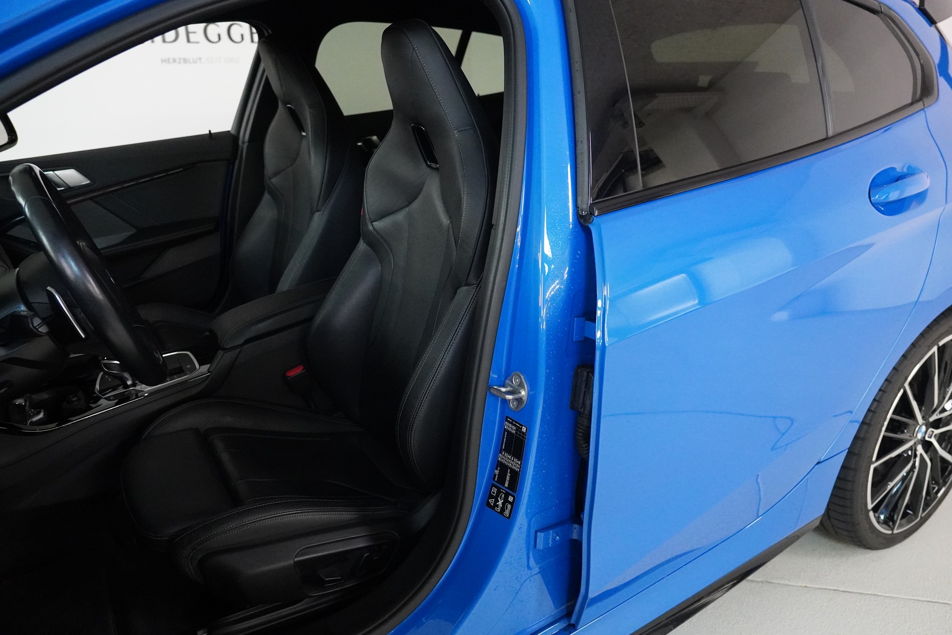 BMW M135i xDrive Steptronic - 12