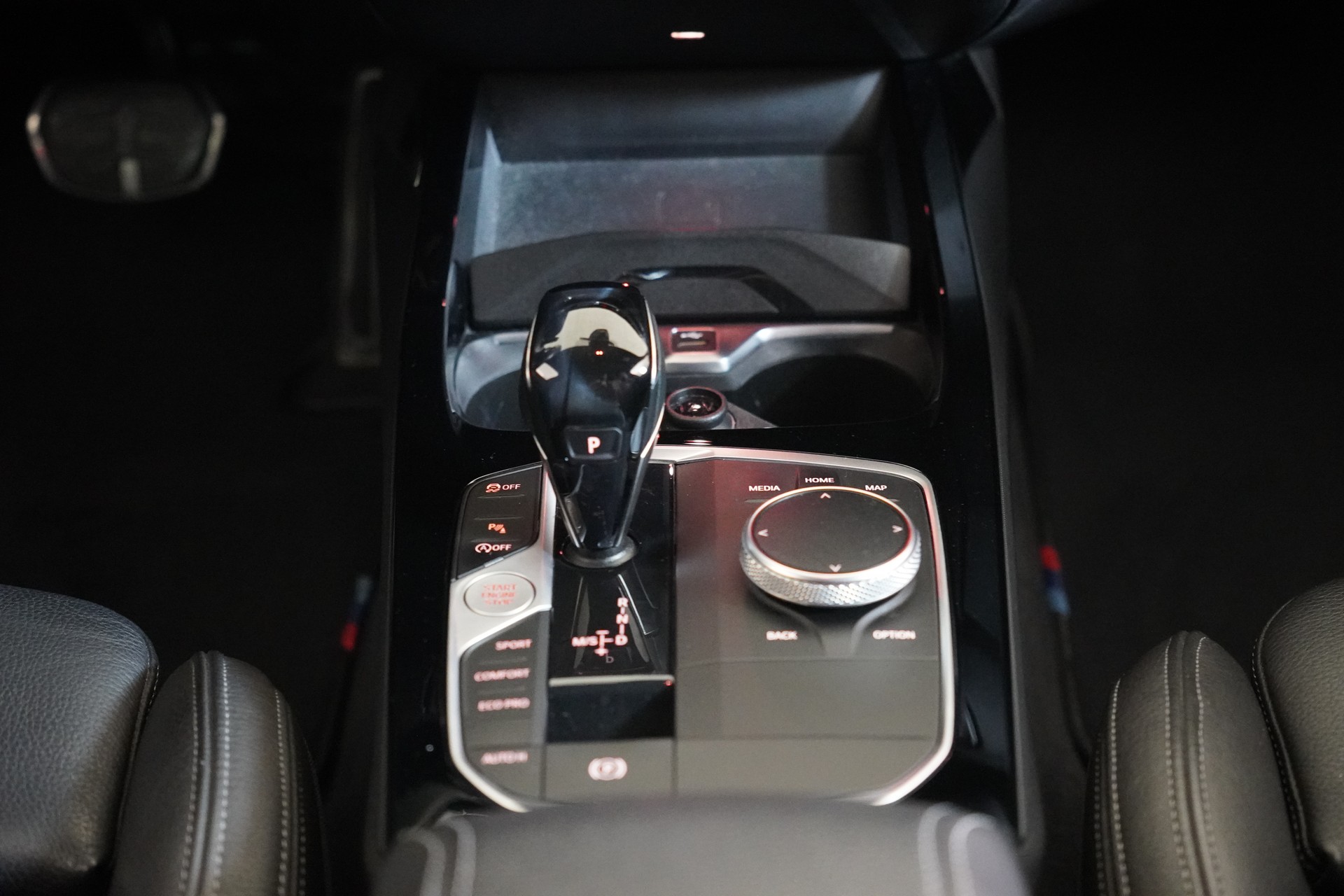 BMW M135i xDrive Steptronic - 24