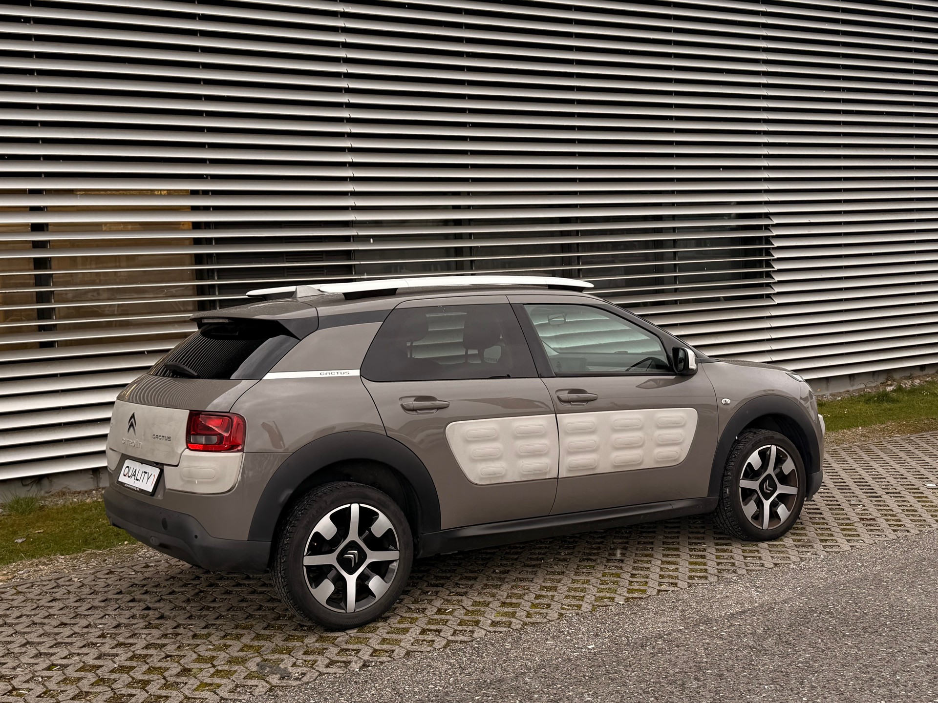CITROEN C4 Cactus 1.2 VTi Shine - 11