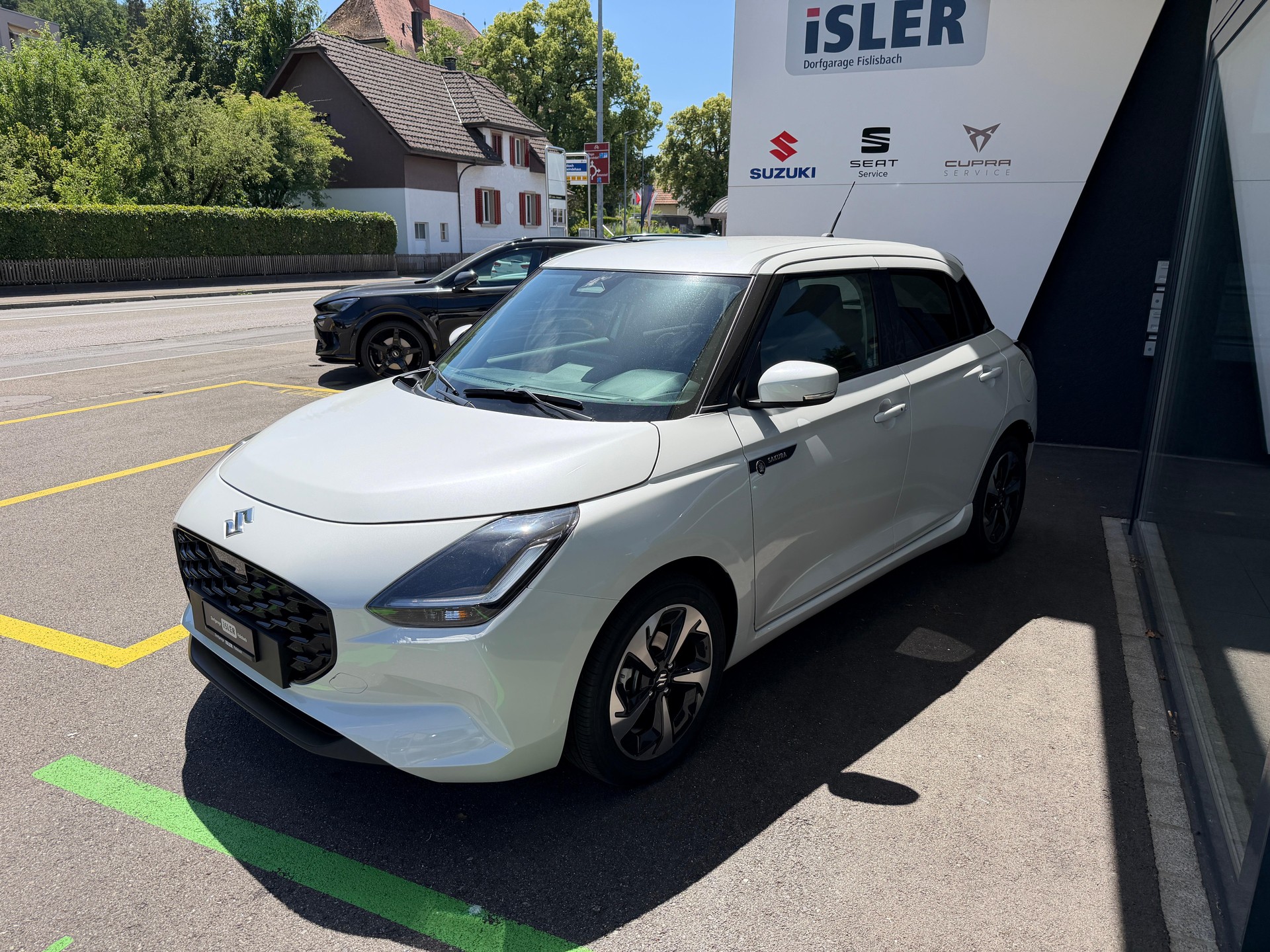 SUZUKI Swift 1.2 Sakura Top Hybrid - 3