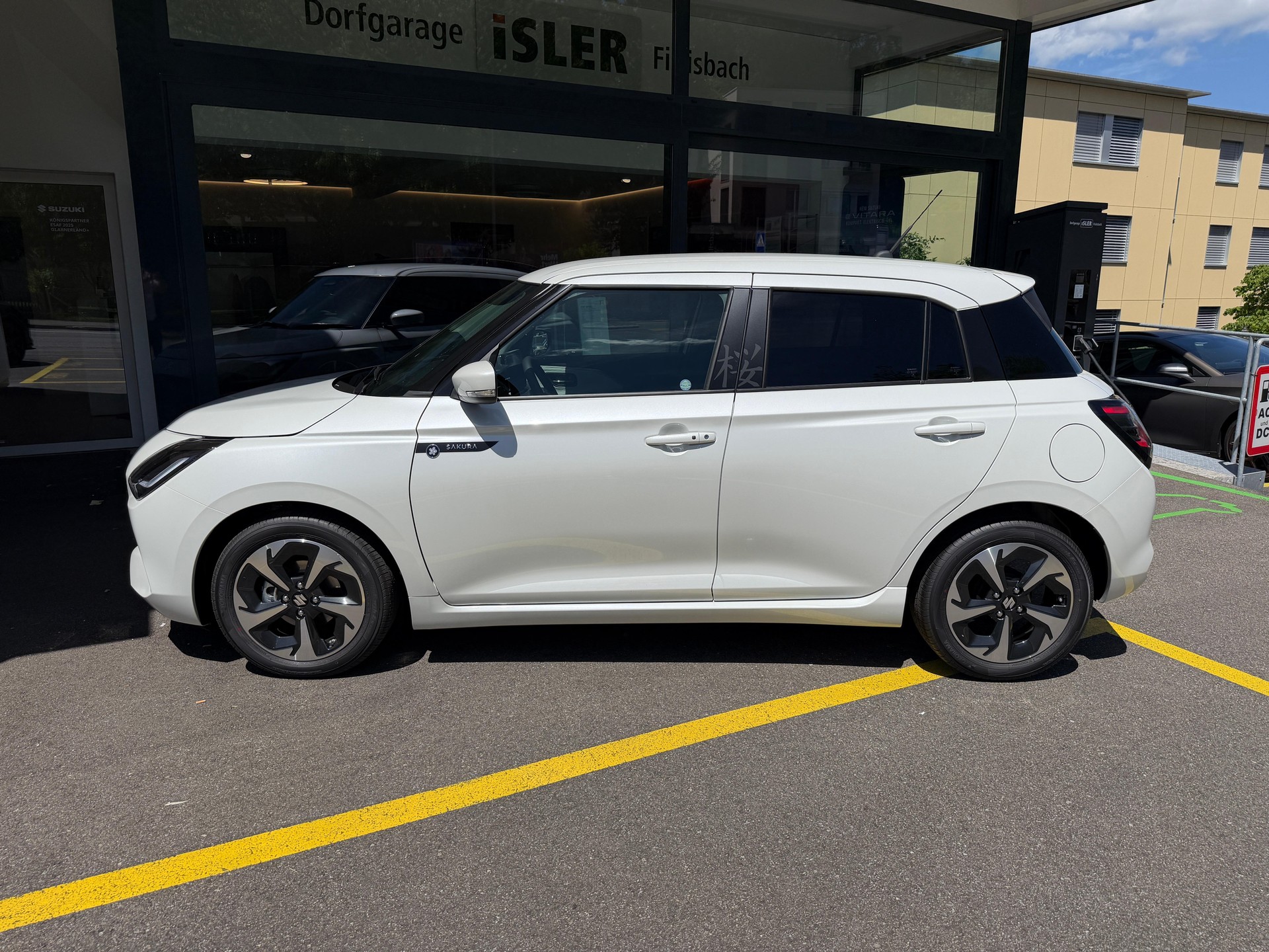 SUZUKI Swift 1.2 Sakura Top Hybrid - 5