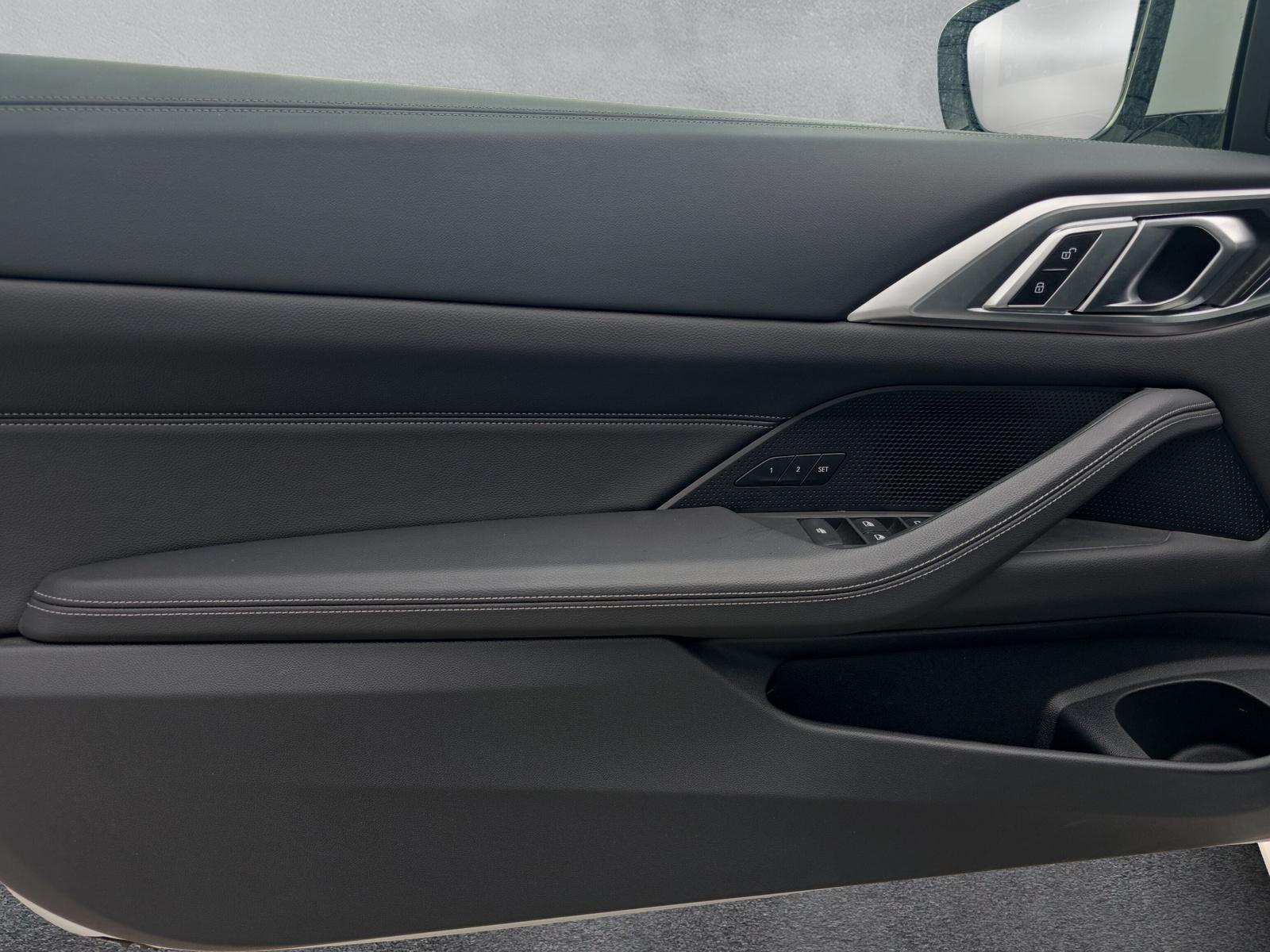 BMW 430i Cabrio M Sport xDrive (CH) - 25