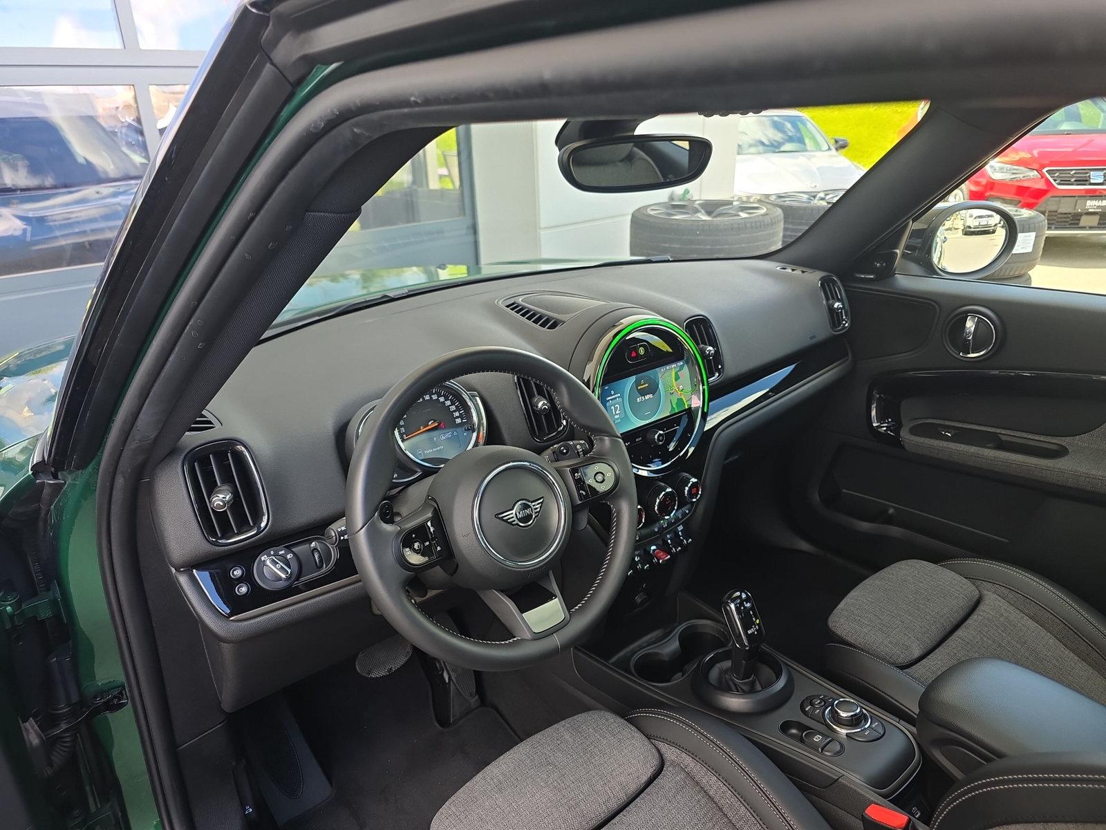 MINI Countryman S ALL4 F60 2.0i (CH) - 21