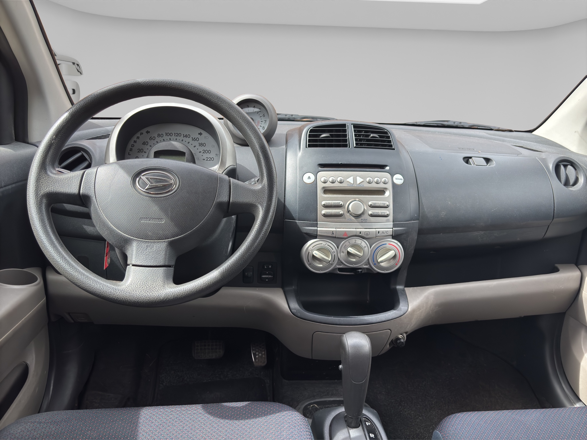 DAIHATSU SIRION 12