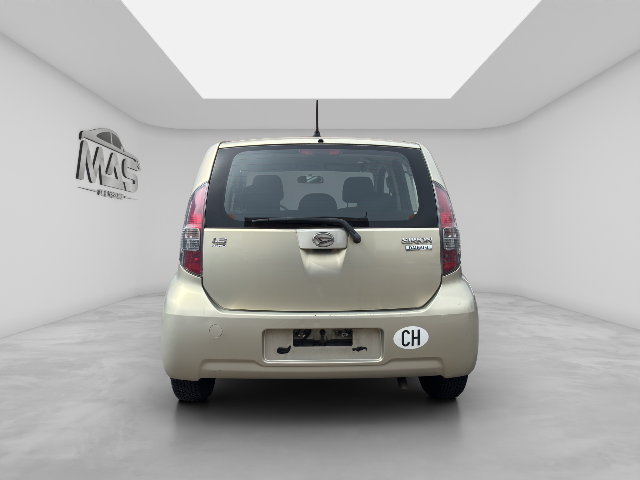 DAIHATSU SIRION 5