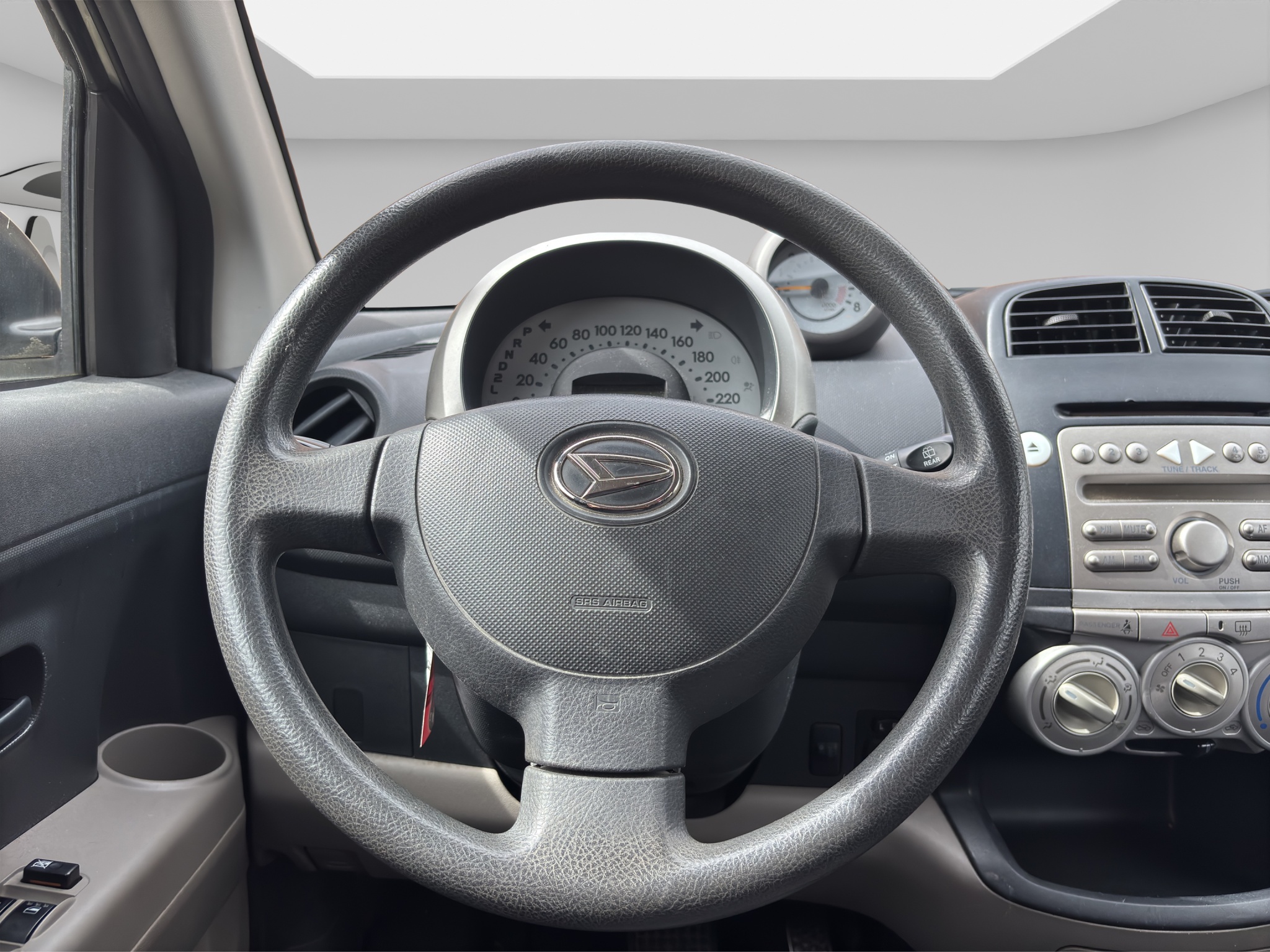 DAIHATSU SIRION 10