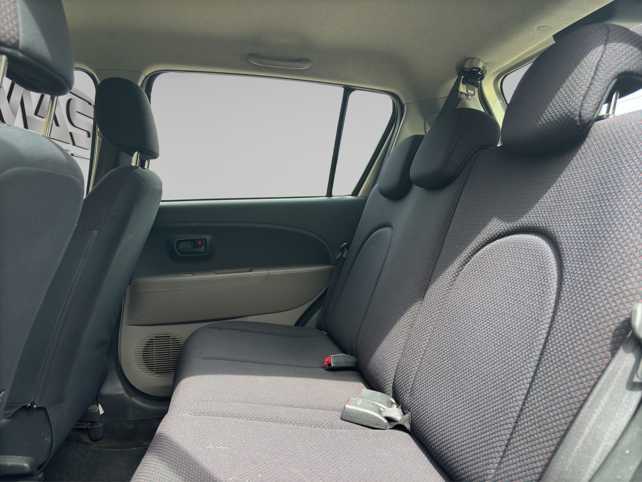 DAIHATSU SIRION 11