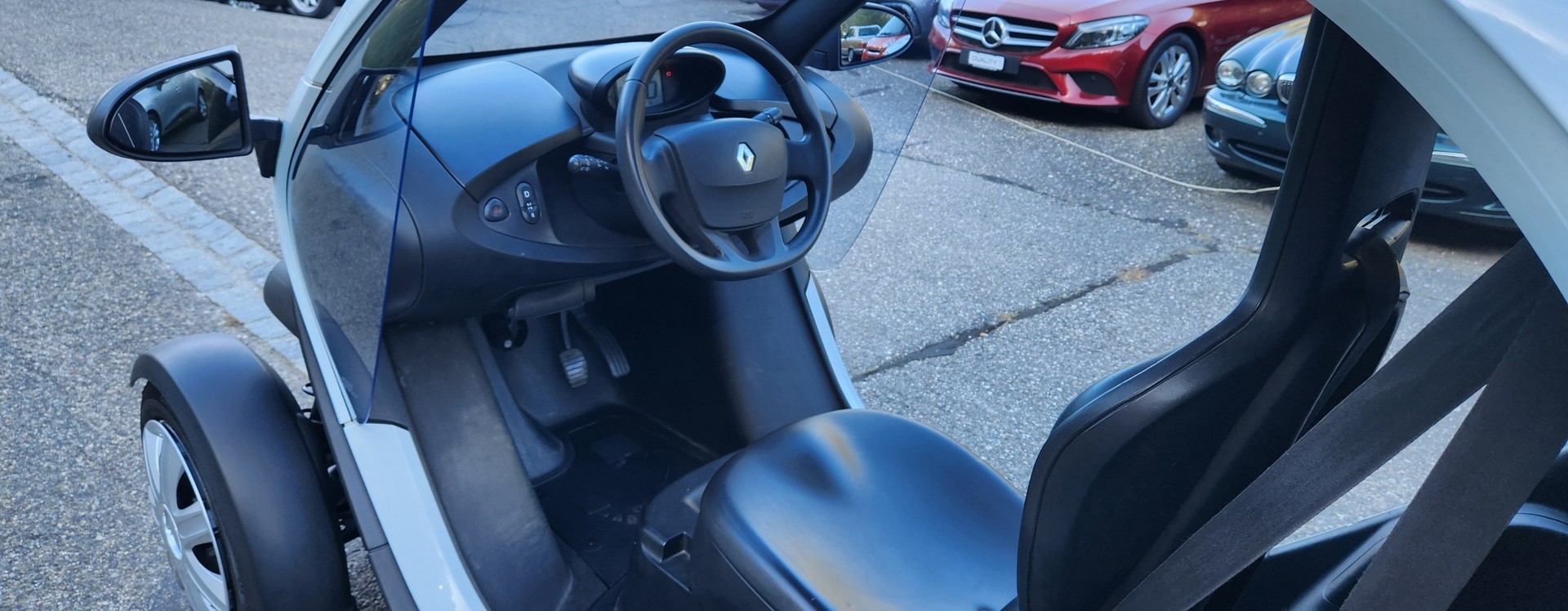 RENAULT Twizy Z.E. Urban - 8