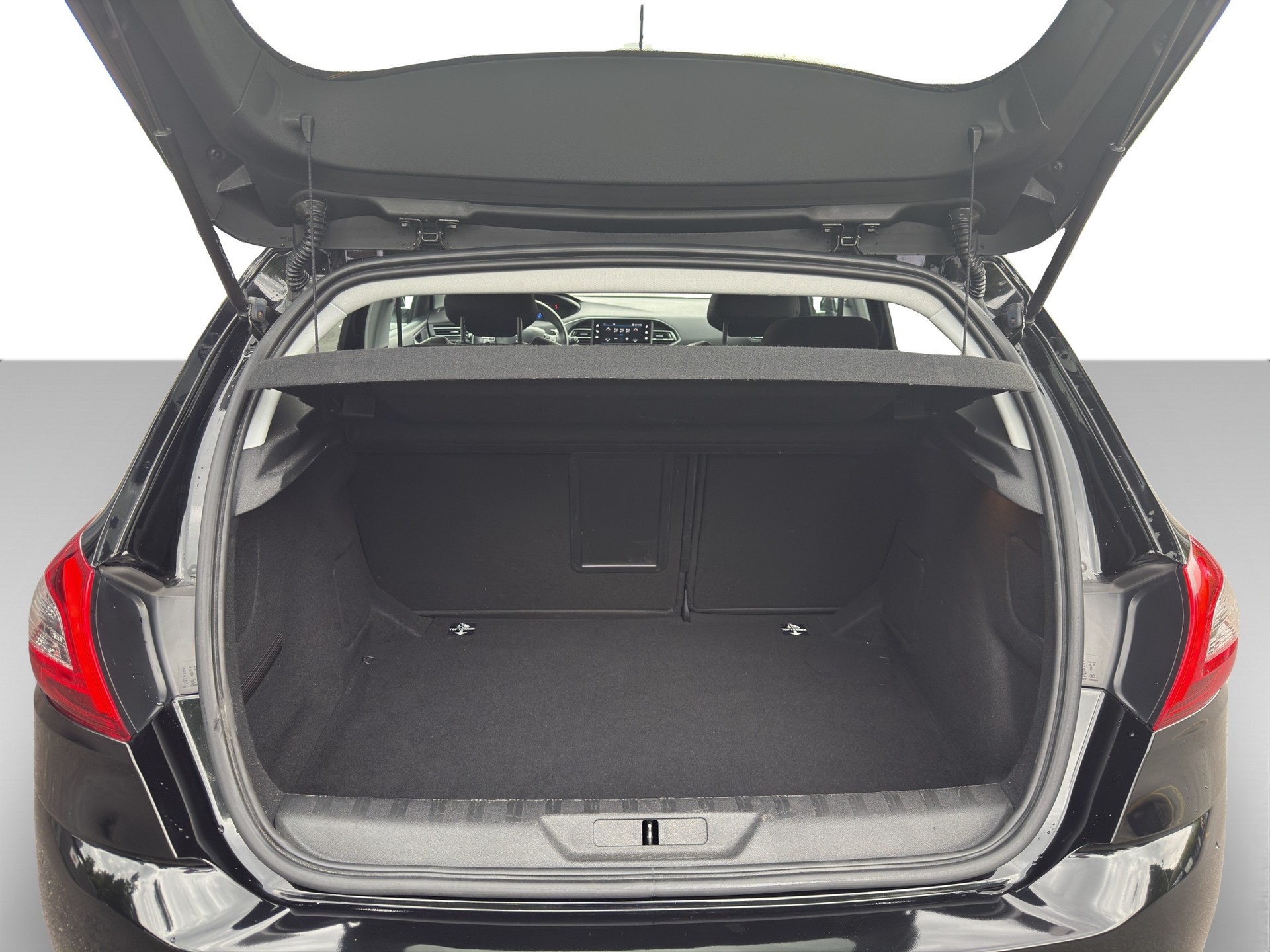 PEUGEOT 308 1.5 BlueHDI Allure EAT8 - 15