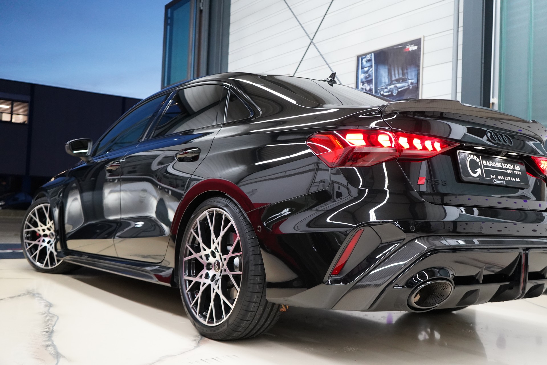 AUDI RS3 Limousine 2.5 TSI quattro S-tronic Facelift R8 Carbon-sitze - 7