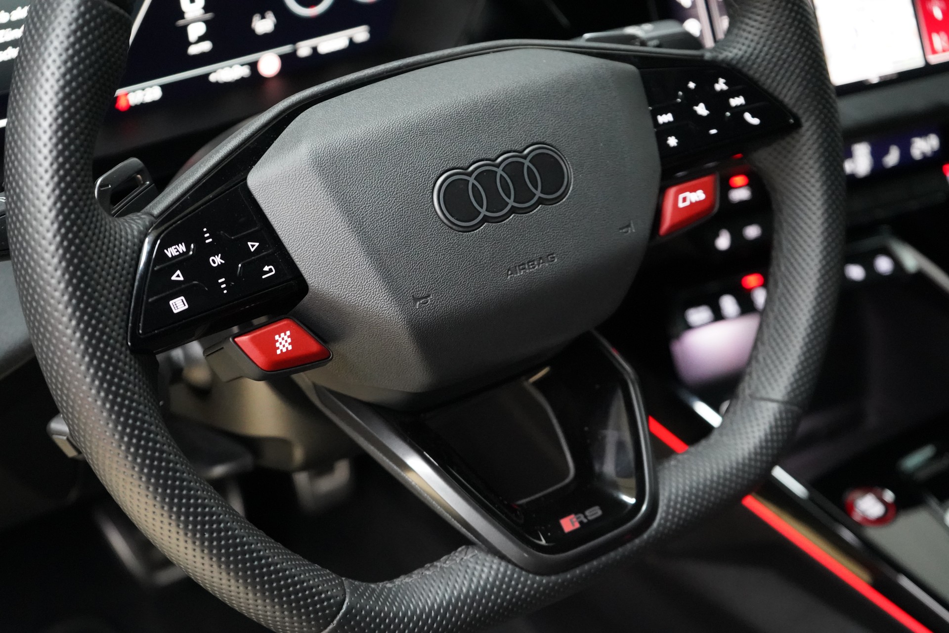 AUDI RS3 Limousine 2.5 TSI quattro S-tronic Facelift R8 Carbon-sitze - 19